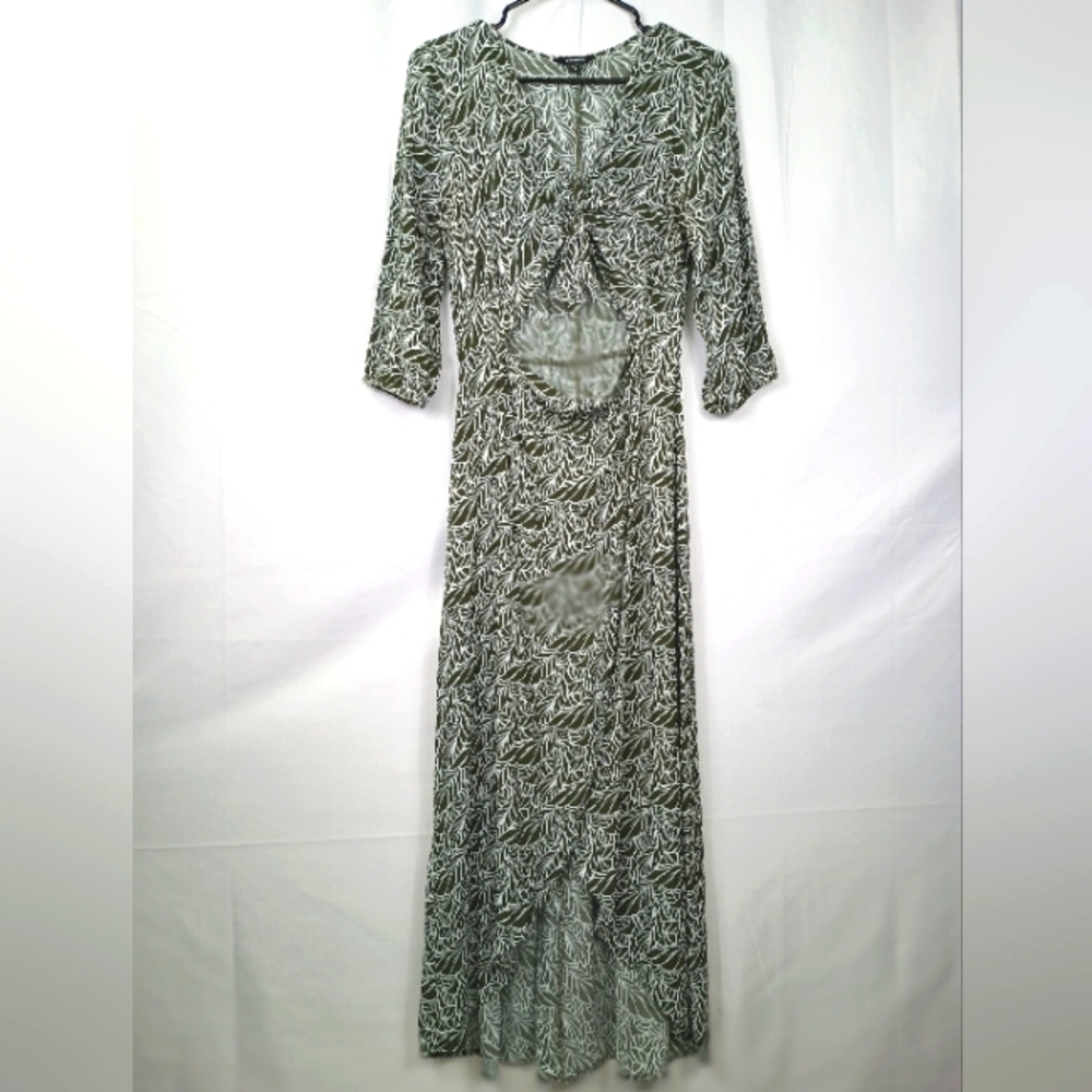 Express Print Pattern Midi dress with cutout